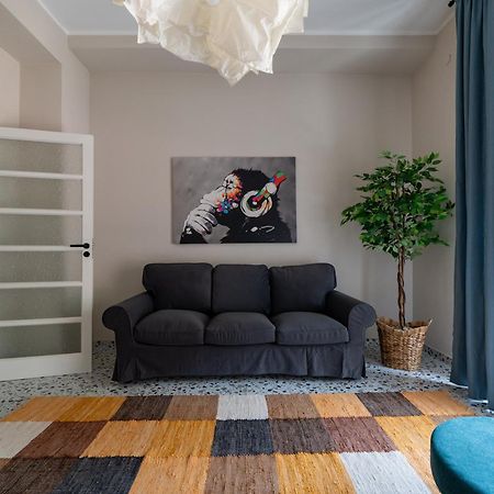 L'Affaccio Sulla Piazza Apartment อาเวซซาโน ภายนอก รูปภาพ