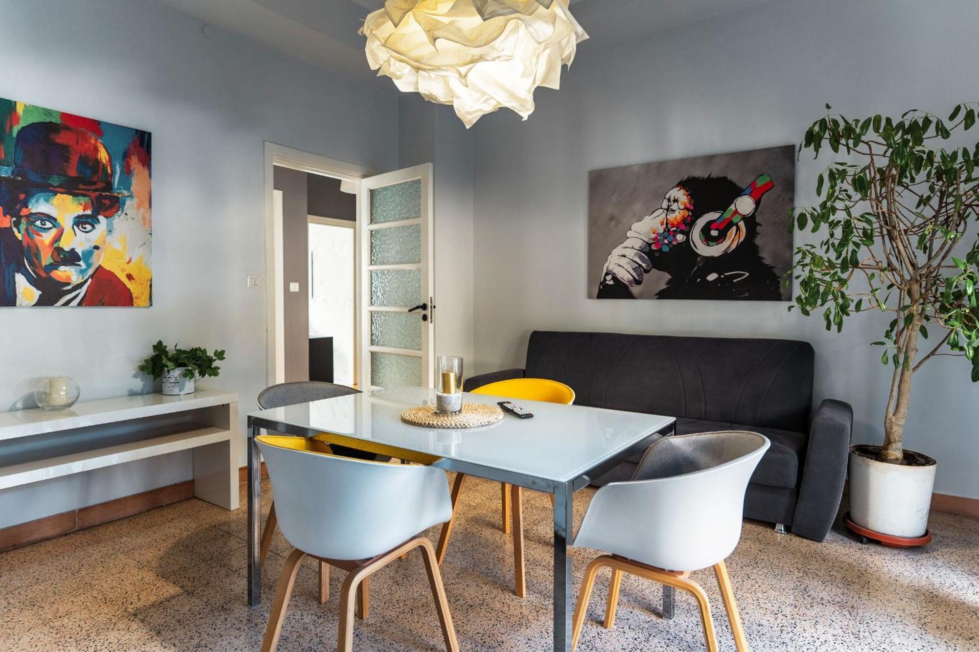 L'Affaccio Sulla Piazza Apartment อาเวซซาโน ภายนอก รูปภาพ
